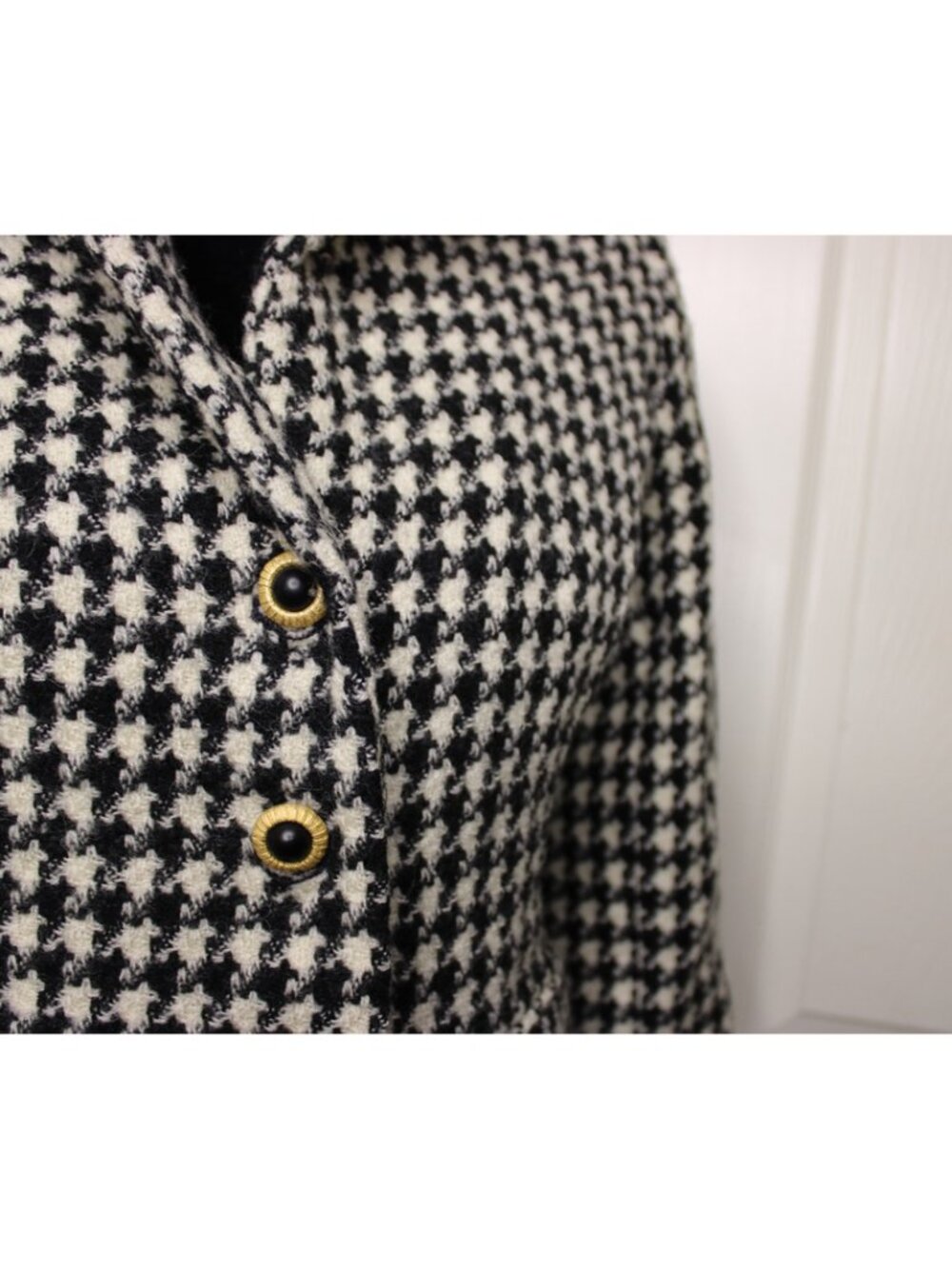 Saville Old Money Vintage Wool Houndstooth Blazer Sz 10 Black Ivory Gold Button - Picture 5 of 12